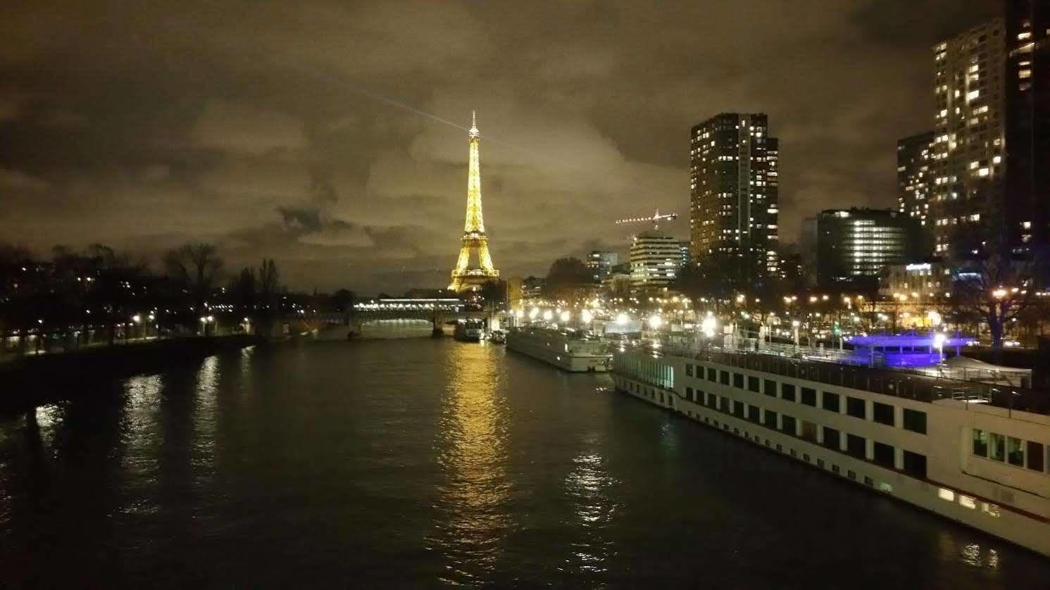 Hotel Eiffel Kennedy Parigi Esterno foto